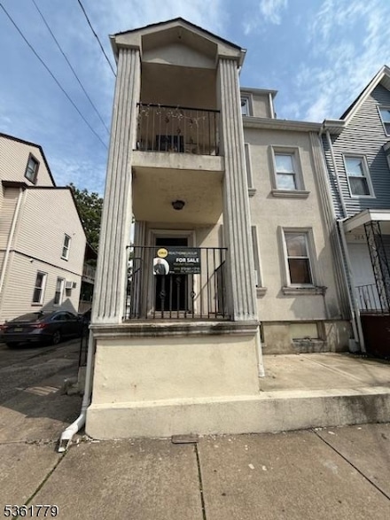 286 N 6th St, Prospect Park, NJ 07508