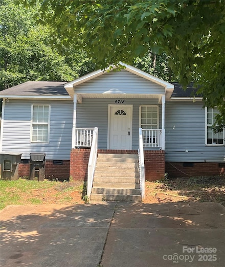 6718 Rockwell Blvd, Charlotte, NC 28269