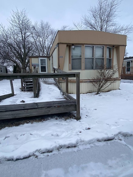 461 W Lytle St Unit 208, Fostoria, OH 44830