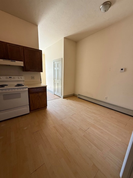 408 Central St Unit 7, Franklin, NH 03235