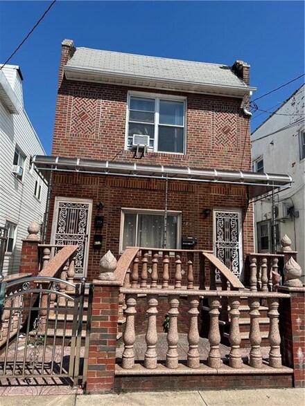 156 Bay 38th St, Brooklyn, NY 11214