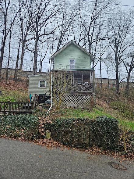 518 Spring St, Franklin, PA 16323