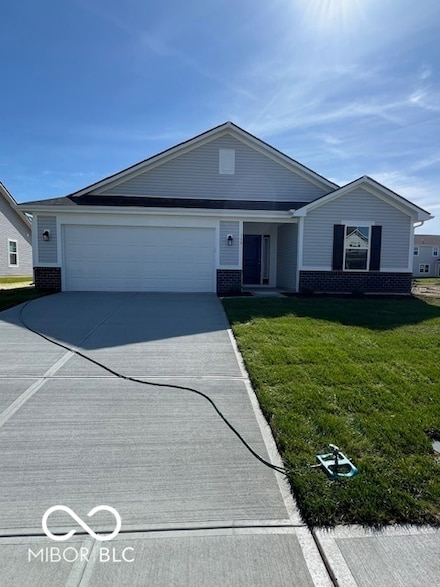 339 Antioch St, Greenfield, IN 46140