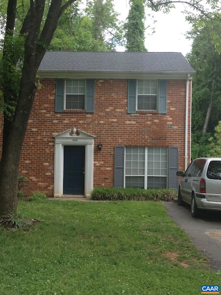 104 Longwood Dr Unit B, Charlottesville, VA 22903