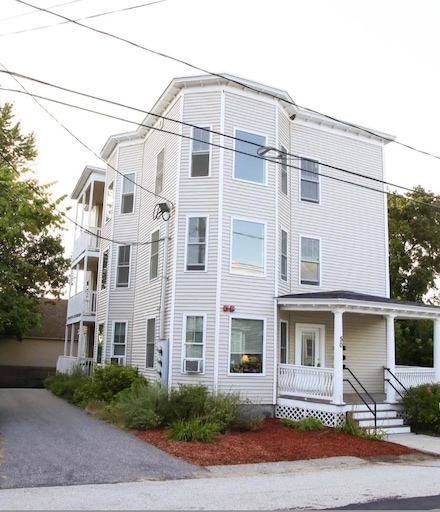 50 Hosley St Unit C, Manchester, NH 03103