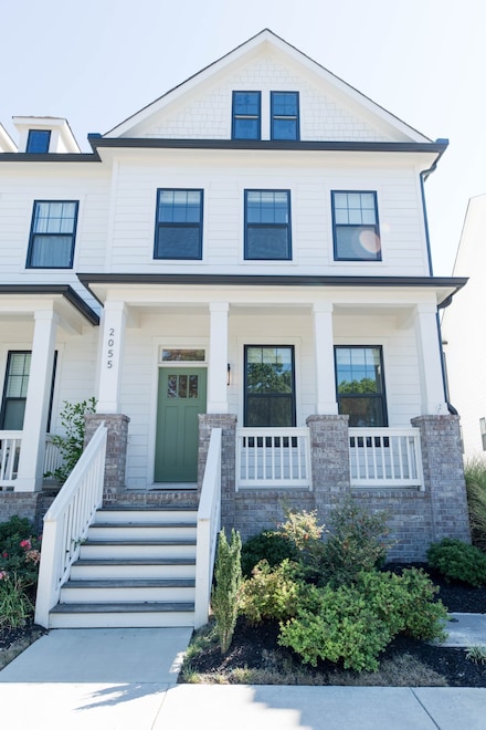2055 Oakwood Ave, Nashville, TN 37207