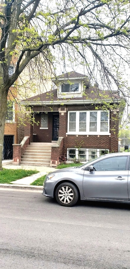 1811 S Komensky Ave Unit 1ST, Chicago, IL 60623