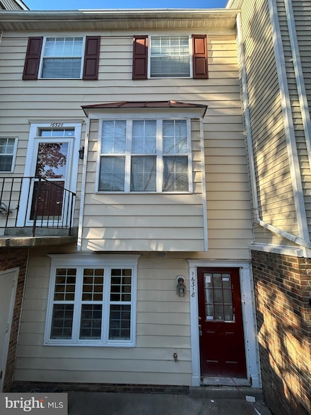 16318 Taconic Cir, Dumfries, VA 22025