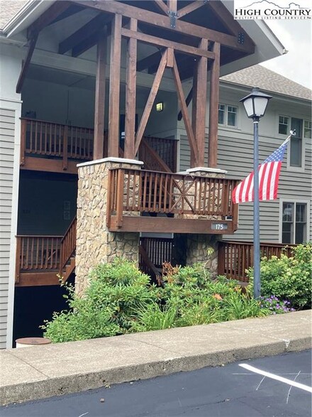 175 Hawks Peak Ln Unit 312, Seven Devils, NC 28604