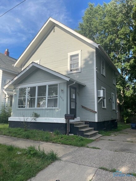 335 Dale St, Toledo, OH 43609