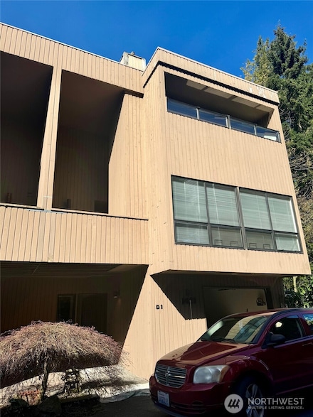 1409 N 200th St Unit D1, Shoreline, WA 98133