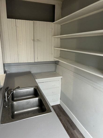 191 Eastern Ave Unit 1, Worcester, MA 01605