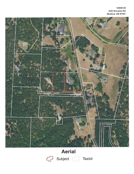 2083 Knowles Rd, Medford, OR 97501