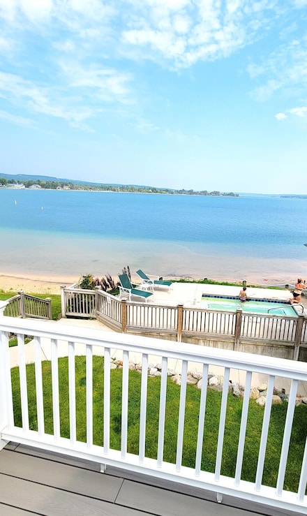 8569 Portage Point Dr Unit 13 (Terrace 7), Onekama, MI 49675
