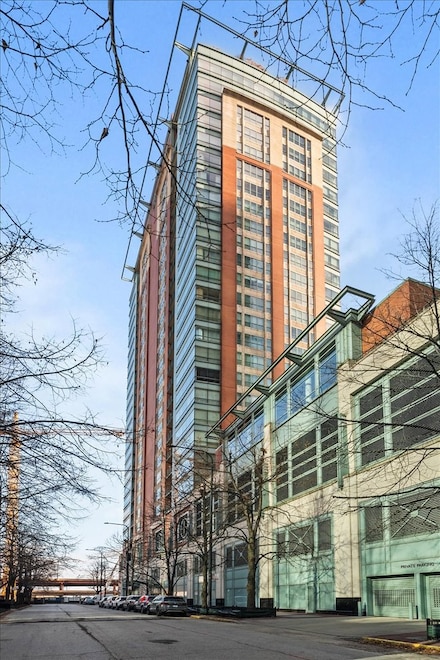 445 E North Water St Unit E250, Chicago, IL 60611