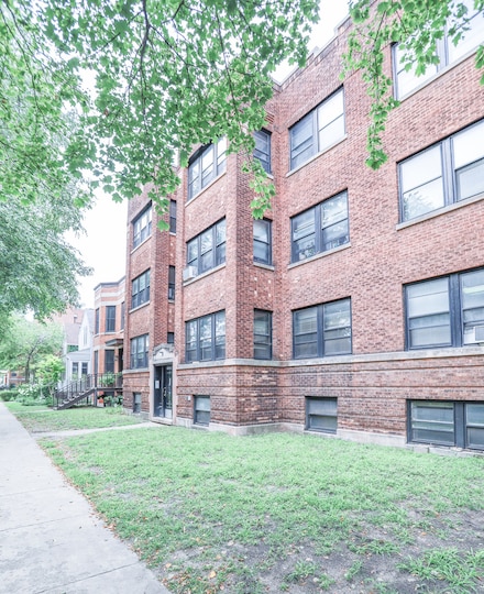 3454 N Bosworth Ave Unit 1, Chicago, IL 60657