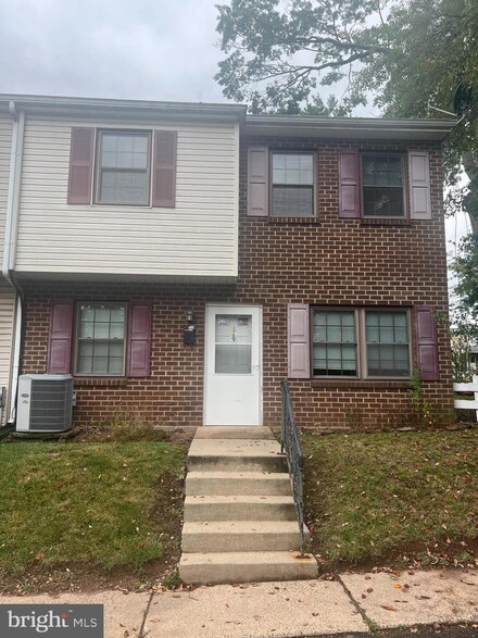 9 Sawmill Run, Norristown, PA 19401
