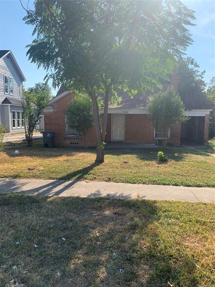 2117 Berwick Ave, Dallas, TX 75203