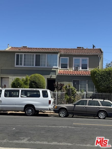 1322 S Bronson Ave, Los Angeles, CA 90019
