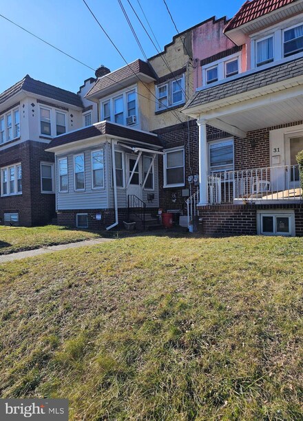 33 Terrace Ave, Camden, NJ 08105