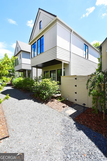 195 Breakspear Ln, Fayetteville, GA 30214