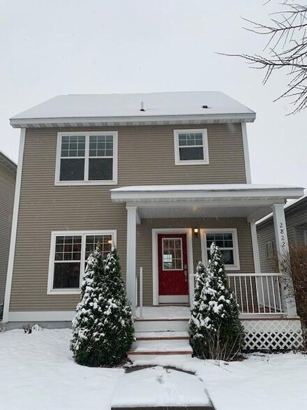 2822 Faulkner Dr, Chaska, MN 55318