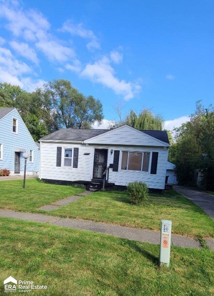 3412 Comstock Ave, Flint, MI 48504