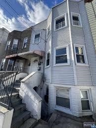6115 Washington St Unit 2, West New York, NJ 07093