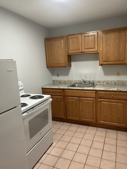 46 N Cherry St Unit 4, Wallingford, CT 06492