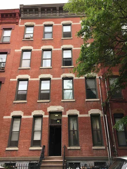 206 7th St Unit 2L, Jersey City, NJ 07302