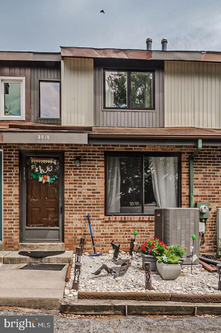5818 Pepper Ridge Ct, Wilmington, DE 19808