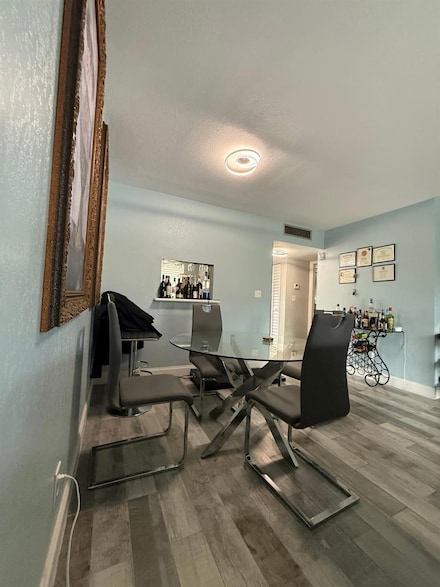 6300 NW 62nd St Unit 210, Fort Lauderdale, FL 33319