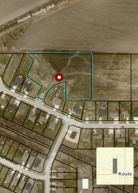 301 N Main St, Kouts, IN 46347