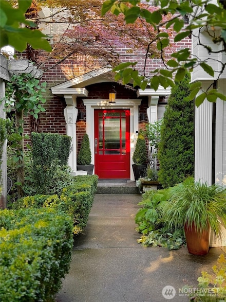 1013 Summit Ave E Unit 2, Seattle, WA 98102