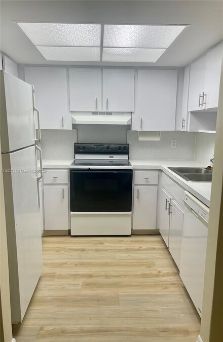 10290 N Military Trail Unit 50, Palm Beach Gardens, FL 33410