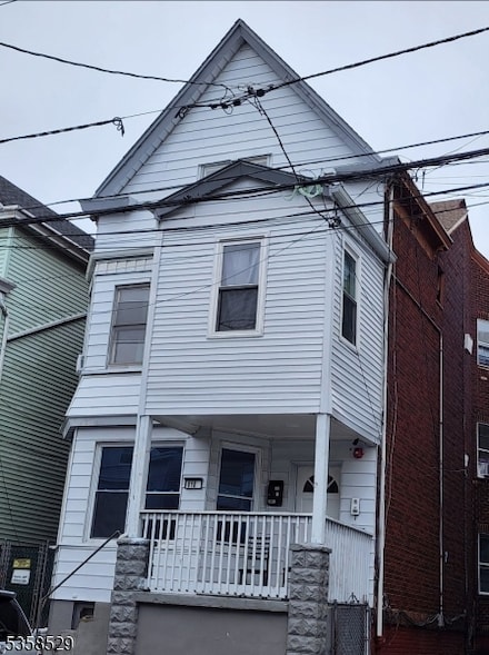 818 E 19th St, Paterson, NJ 07501