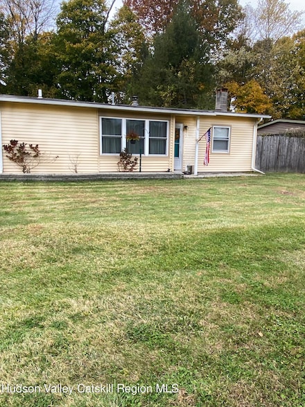 10 Park Cir, Mount Marion, NY 12456