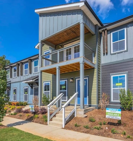 2417 E 17th St, Chattanooga, TN 37404