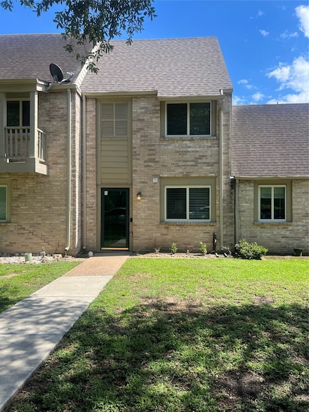 2112 Greenbriar Colony Dr, Houston, TX 77032