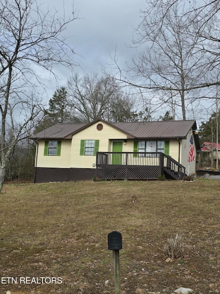 117 Springfield Dr, La Follette, TN 37766