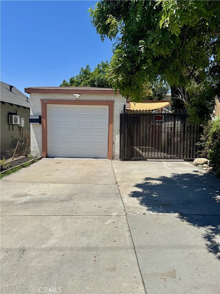 819 N Pasadena Ave, Azusa, CA 91702