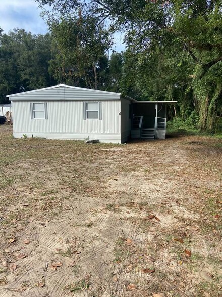 9250 NE Jacksonville Rd, Anthony, FL 32617