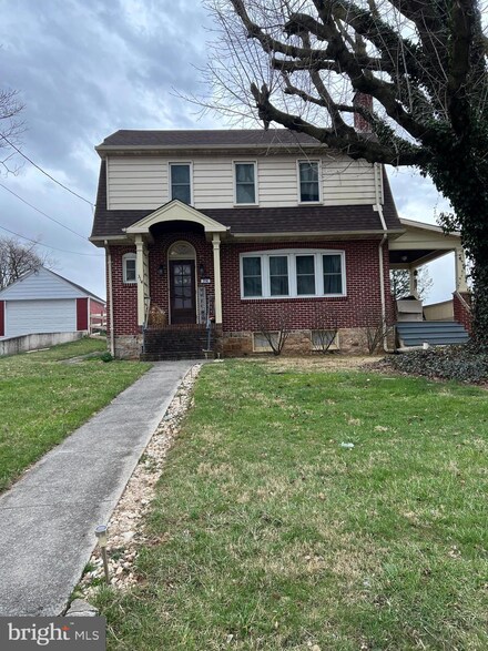 314 S 2nd St, Mc Connellsburg, PA 17233