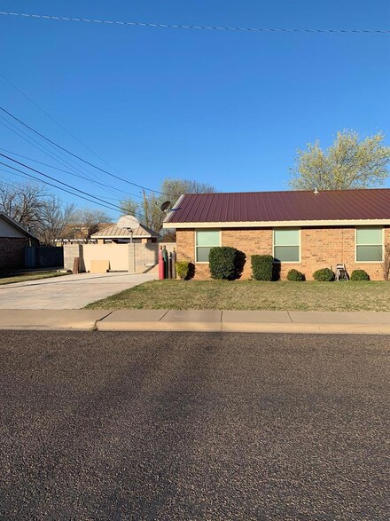 412 E 89th St, Odessa, TX 79765