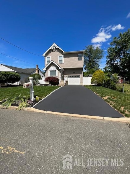 15 Avenue B, Helmetta, NJ 08828