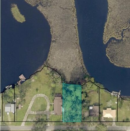 X San Miguel St, Avalon, FL 32583