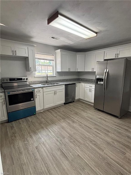 219 Gale Ave, Chesapeake, VA 23323