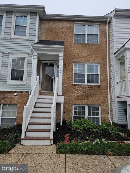 7968 Calvary Ct, Manassas, VA 20109