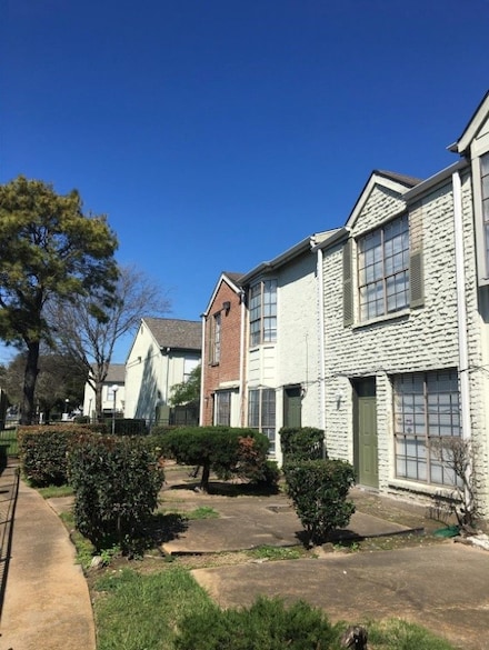 8711 Village of Fondren Dr Unit 8711, Houston, TX 77071