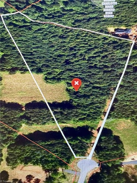 357 Pearman Rd, Summerfield, NC 27358